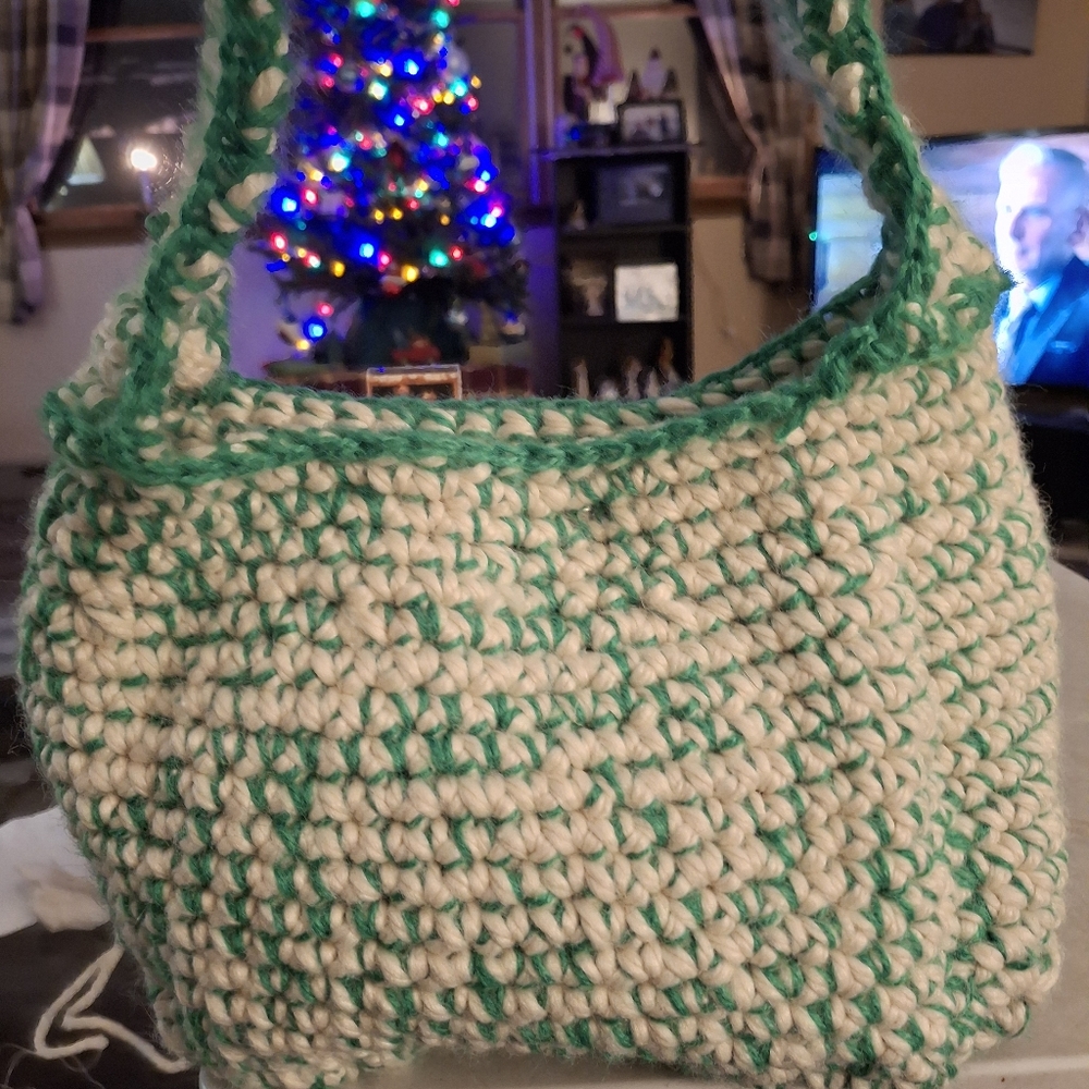 Crocheted Philadelphia Eagles Purse - Picture 3 of 5